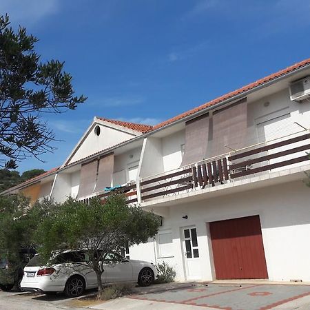Apartments Irena Božava Kültér fotó